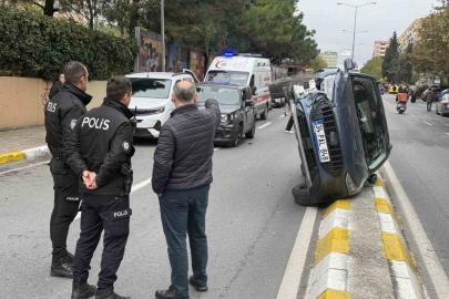 Beylikdüzü’nde kazaya karışan araç yan yattı