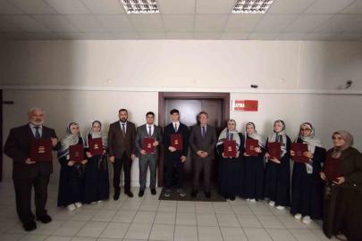 Bilecik’te 10 öğrenci hafızlık eğitimini tamamladı