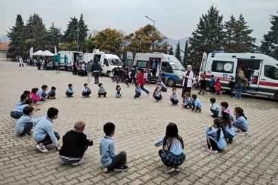 Bilecik’te minik öğrencilere sağlık eğitimi