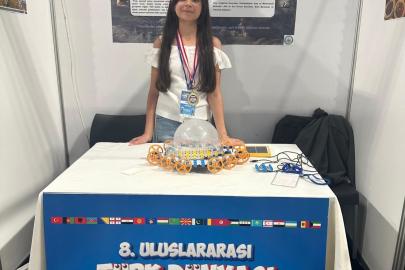 BİLSEM öğrencisinden uluslararası bilim şenliğinde çifte üçüncülük