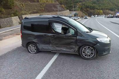 Bingöl’de trafik kazası: 3 yaralı