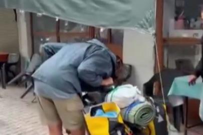 Bisikletli Fransız gezgine vatandaşlardan yardım eli