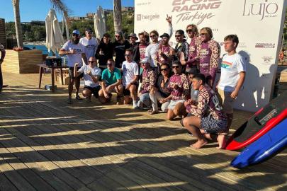 Bodrum’da 28 sporcu deniz üstünde uçakla yarıştı