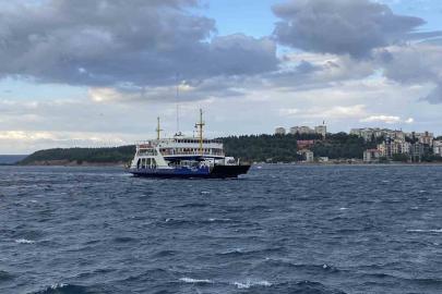 Bozcaada ve Gökçeada’ya yapılması planlanan bazı feribot seferleri iptal edildi
