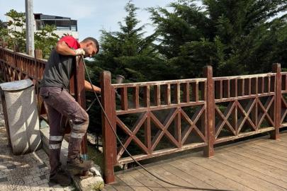 Boztepe’de kent mobilyaları bakımdan geçiriliyor