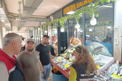 Buharkent’te pazar tezgahları denetlendi