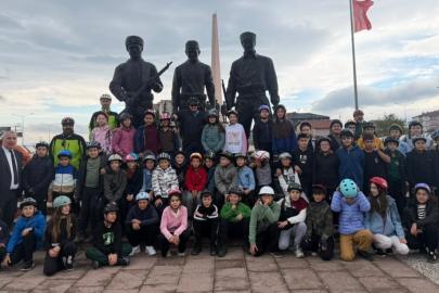 Burhaniye’de Bisiklet Turu’na 49 öğrenci katıldı