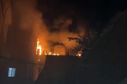 Bursa’da balkonunda çıkan yangın eve sıçramadan söndürüldü