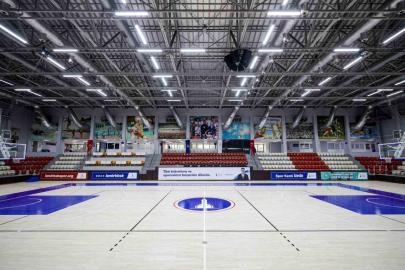 Celal Atik Spor Salonu yenilendi