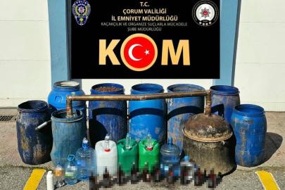 Çorum’da kaçak alkol operasyonu: 2 gözaltı