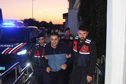 Çukurova Belediyesi soruşturmasında mevcut başkan Emrah Kozay dahil 34 şüpheli tutuklandı