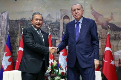 Cumhurbaşkanı Erdoğan: "Kamboçya ile ticaretimizi 1 milyar dolara çıkarmak için çabalarımız devam ediyor"