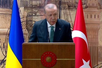 Cumhurbaşkanı Erdoğan: "Ukrayna’daki barışın sağlanmasına yönelik son dönemde artan çabaları ve Karadeniz’deki güvenlik durumunu etraflıca ele aldık"
