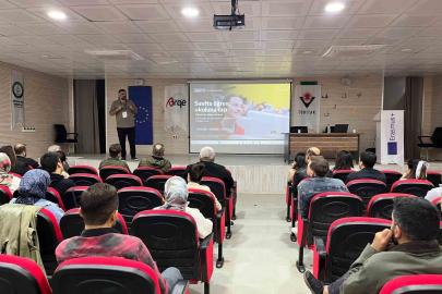Dicle’de öğretmenlere teknoloji içeren projeleri hazırlama eğitim verildi