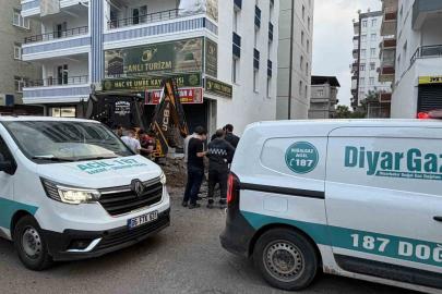 Diyarbakır’da çalışma esnasında doğal gaz borusu çatladı, ekipler harekete geçti