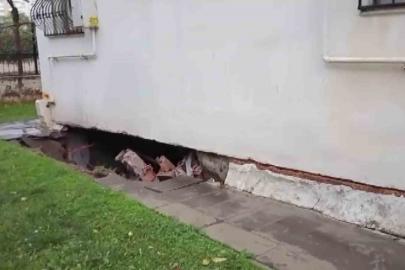 Diyarbakır’da sağanak nedeni ile bir mahalle sular altında kaldı