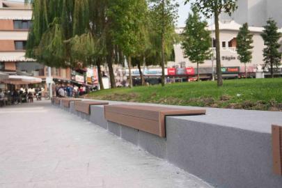 Düzce Millet Bahçesinde oturma alanları yenilendi