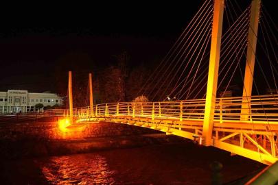 Düzce’de ikinci yaya köprüsü yenilenerek hizmete açıldı