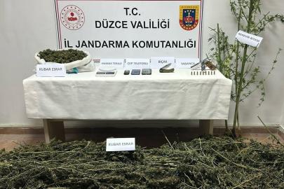 Düzce’de uyuşturucu operasyonu: 2 gözaltı