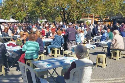 Edremit te Kızılkeçili Hayrı 5 bin kişiyi buluşturdu