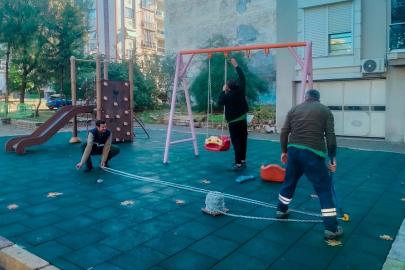 Efeler’de çocuk oyun alanları yenileniyor