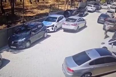 El freni çekilmeyen otomobil yokuş aşağı giderken güvenlik görevlileri durdurdu