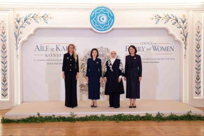 Emine Erdoğan’dan "TDT Aile ve Kadın Konseyi 1. Yüksek Onur Kurulu Toplantısı"na ilişkin paylaşım