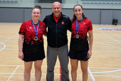 Erzincanlı badmintonculardan uluslararası turnuvada 4 madalya