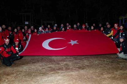 Eskişehir’de gece vakti zorlu arazi şartlarında arama kurtarma tatbikatı