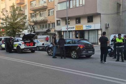 Eskişehir’de otomobile arkadan çarpan motosikletin sürücüsü yaralandı