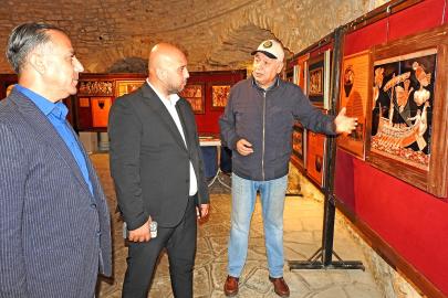 Fahrettin Kerem Çevik, Çeşme’de Kültür Yolu Festivali etkinliklerini inceledi