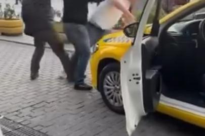 Fatih’te taksicilerin yolcu alma tartışması kavgaya dönüştü