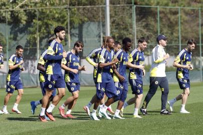 Fenerbahçe, Aston Villa maçı hazırlıklarına başladı