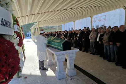 Fon soruşturmasında adı geçen ve Çekmeköy’de aracında ölü bulunan iş insanı toprağa verildi