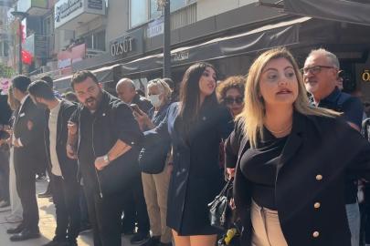 Gazetecilerin eyleminde gazetecilere Yeni Partililerden engel