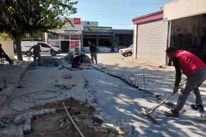 Germencik’te 7 farklı noktada belediye mesaisi sürüyor
