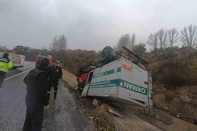 Giresun Orman Bölge Müdürlüğü’ne ait araç Suşehri’nde kaza yaptı: 3 yaralı