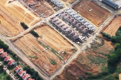 Göç yolundaki leylekler dronla görüntülendi
