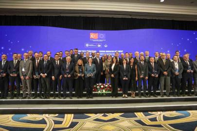 GTB’nin Antep Fıstığındaki teknoloji yatırımına Bakan Kacır’dan ödül