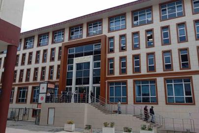 Güllü’nün kızı Tuğyan Ülkem Gülter suçlamaları kabul etmedi: "Annem düştü, herhangi bir temas ettiğini görmedim"