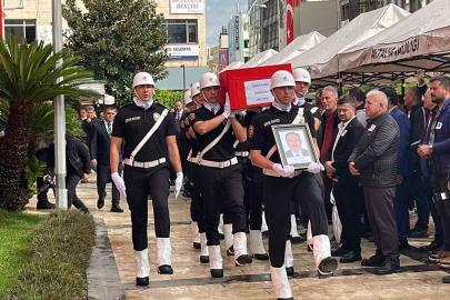 Hayatını kaybeden Muratpaşa Kaymakamı Kara gözyaşlarıyla uğurlandı