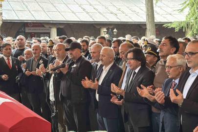 Hayatını kaybeden uzman çavuş askeri törenle son yolculuğuna uğurlandı