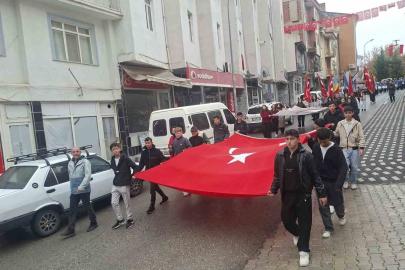 Hisarcık’ta Cumhuriyet Yürüyüşü düzenlendi