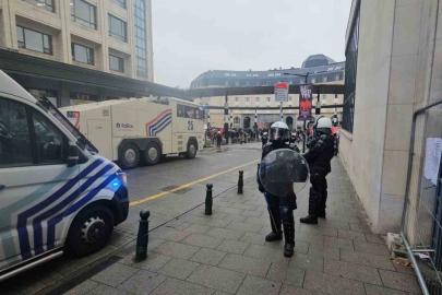 Hükümeti protesto gösterilerinde Brüksel savaş alanına döndü