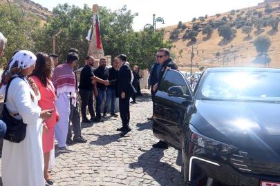İdil Kaymakamı Adıgüzel, Ezidi vatandaşların Cema Bayramı coşkusuna ortak oldu