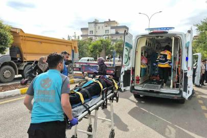İki motosiklet çarpıştı: 1 yaralı