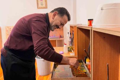 İl Müdürü İlhan bu kez sanatını konuşturdu