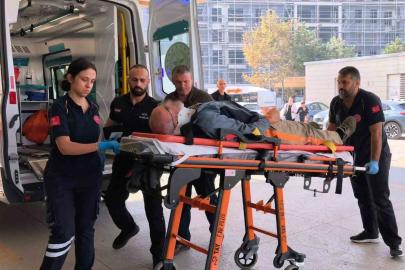 İnegöl’de çatıdan düşen 65 yaşındaki usta yaralandı