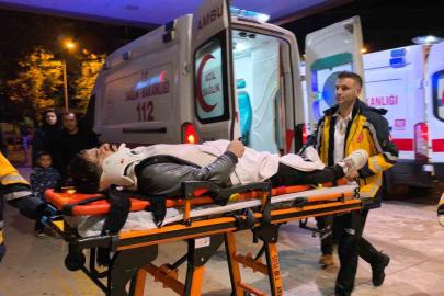 İnegöl’de otomobille motosiklet çarpıştı: 2 kardeş yaralandı