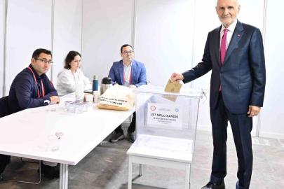İstanbul Ticaret Odası Başkanı Şekib Avdagiç oyunu kullandı